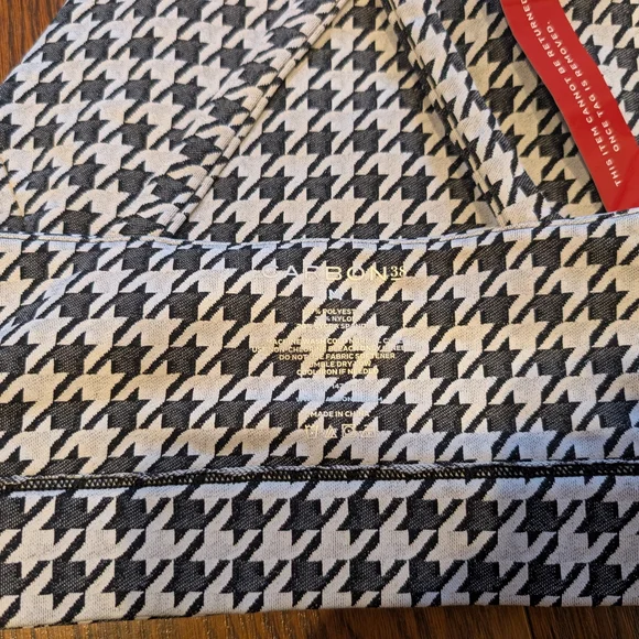 Carbon38 Black White Houndstooth Jacquard Sports Bra Workout Active Med Top NEW - Picture 4 of 4